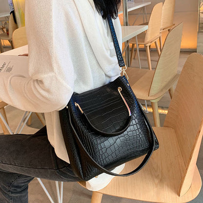 ストーン調バケツバッグ